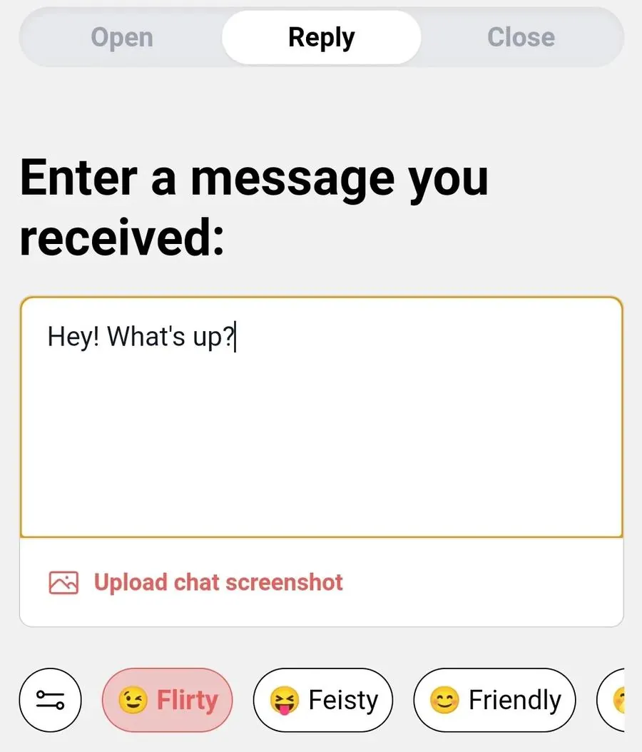 captura de la interfaz del chat assistant de YourMove AI con el mensaje "what's up?"